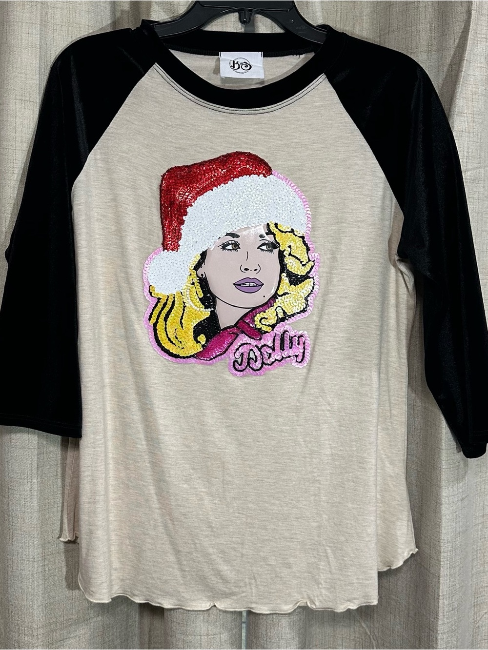 Dolly Parton Christmas Sequined Graphic Raglan Tee - Black and Cream